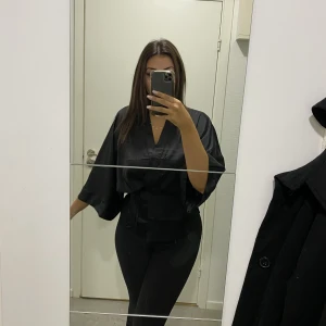 Tröja  - Gratis frakt