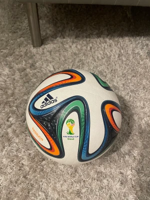Brazuca Fotboll - Brazuca Fotboll från VM 2014 Original och aldrig använd