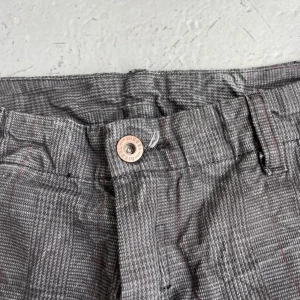 diesel jeans  - närbild på mönstret 