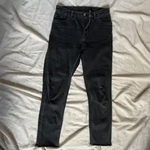 Svart/gråa Jeans, High waisted - relaxed fit 