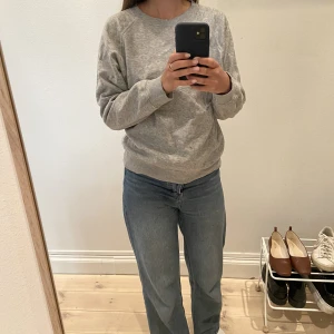 Tröja från hm - Grå tröja från hm.   Storlek XS