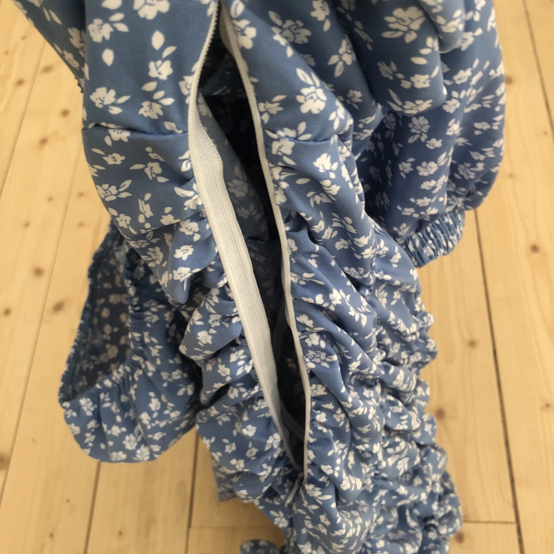 Blå klänning  - 90