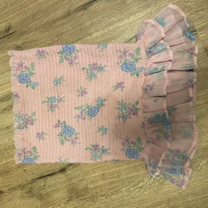 Kjol från bikbok  - Väldigt fint skick, inte använt jätte mycket💕