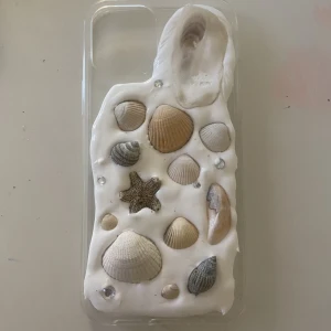 iPhone skal  - Coconut girl vibe! Säljer i alla modeller 💕