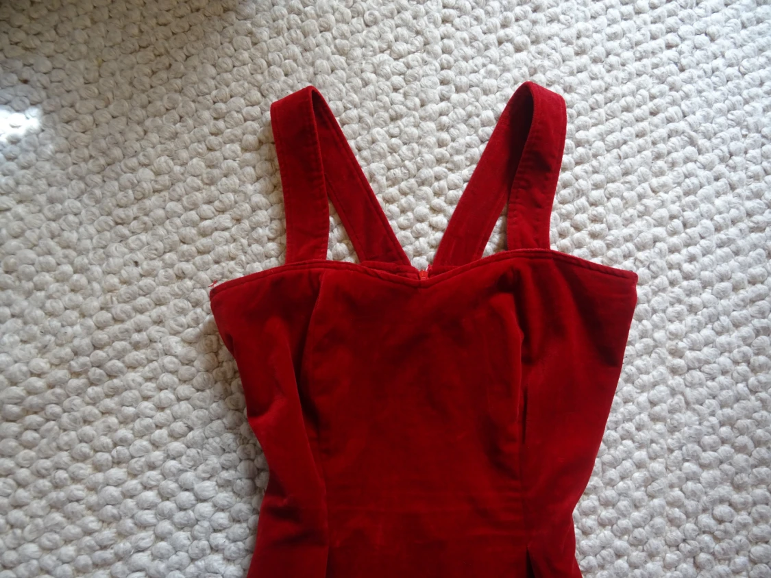 Röd miniklänning - 90