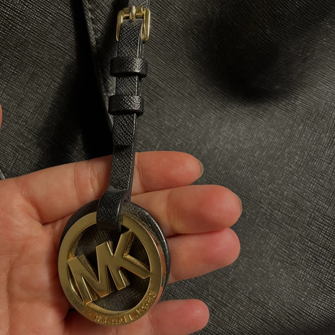 MICHAEL KORS VÄSKA - 90