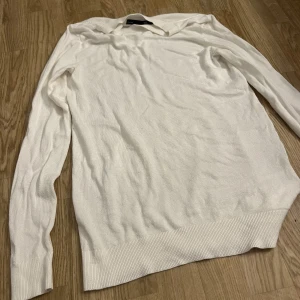 Tunn stickad tröja - Jättefin lite genomskinlig💗