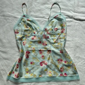 Linne - Linne med mönster på