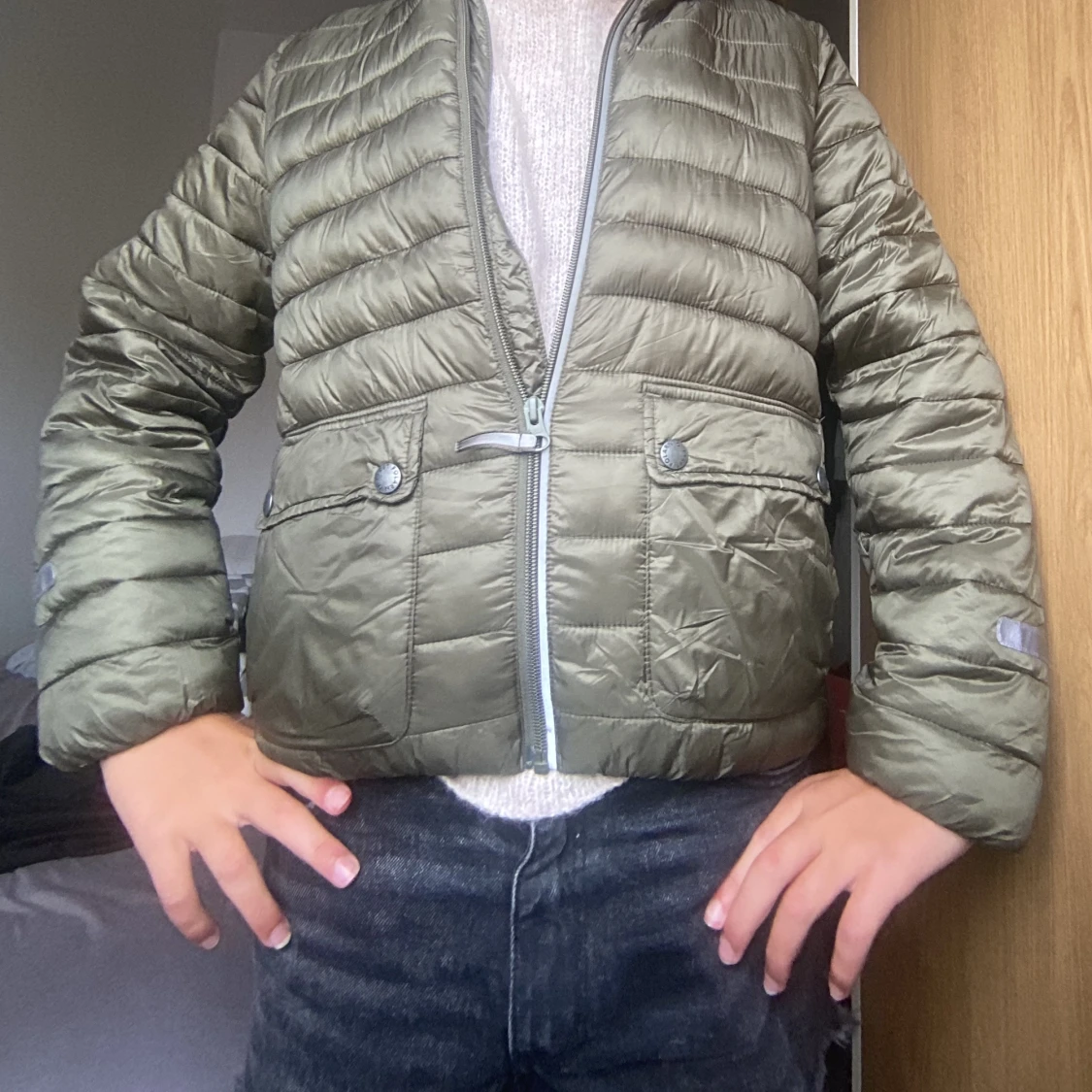 Militär grön jacka  - 91