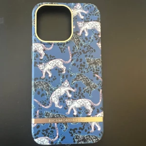 Richmond&finch - Till iPhone 13 PRO, helt ny 