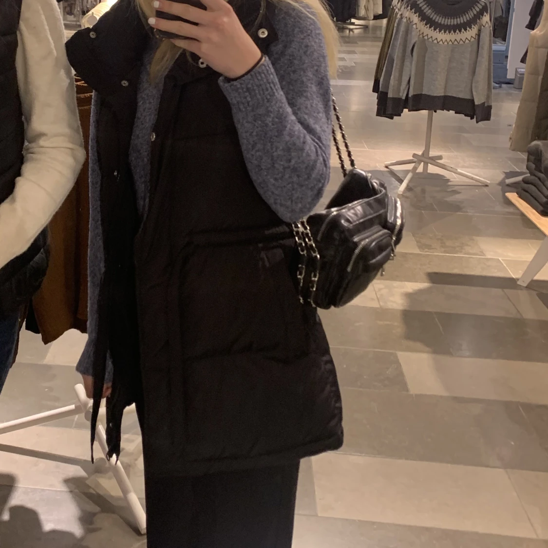 Svart väst från Bikbok - 91