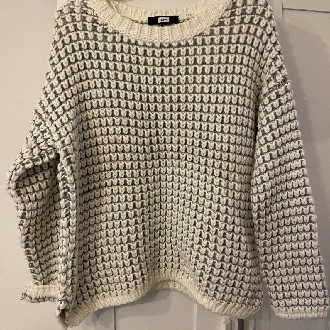 Stickad tröja 
