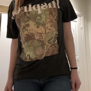 Cool t-shirt - Skön t-shirt från Ginatricot 