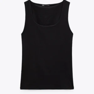 Zara linne  - Basic svart linne från zara!!