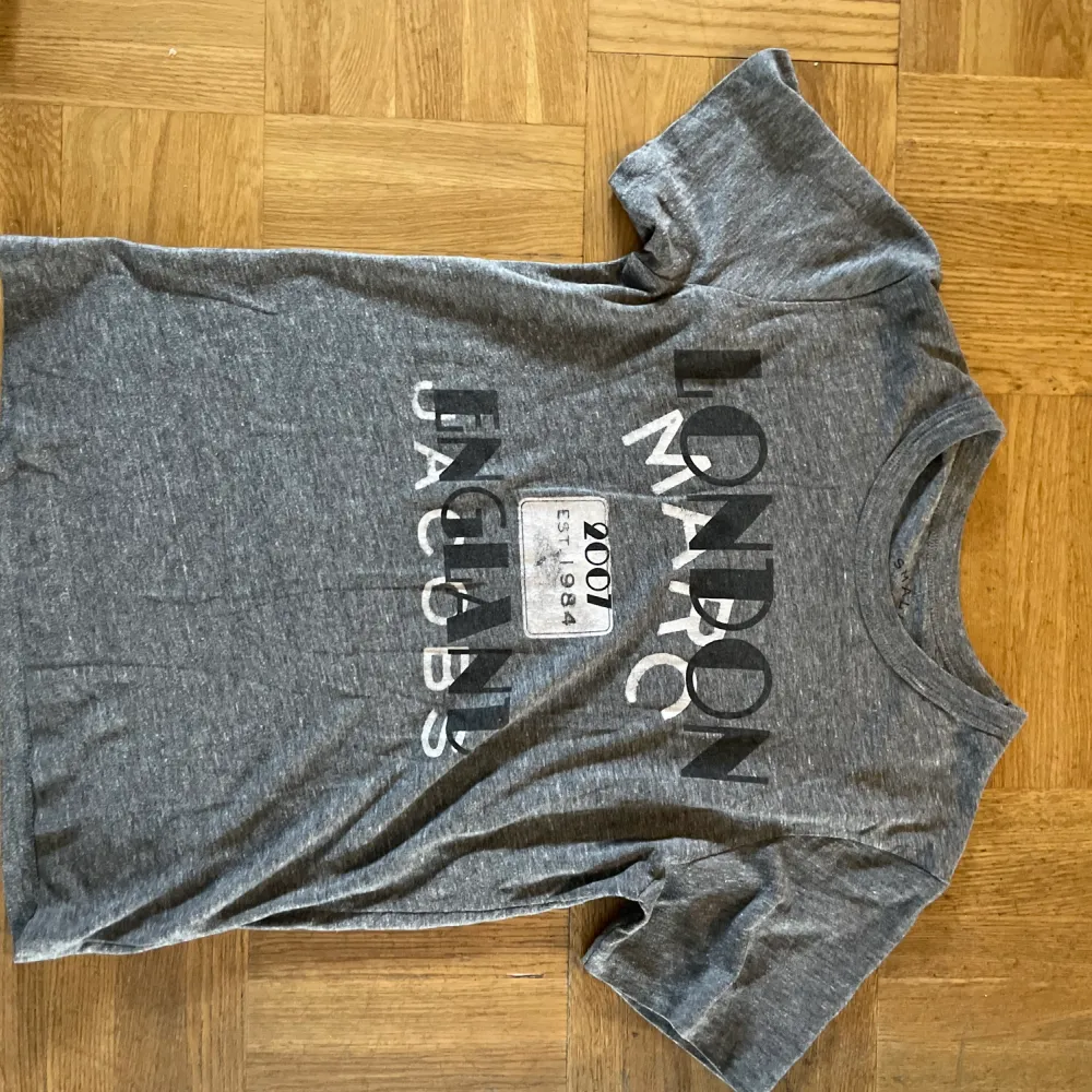 Marc Jacobs tshirt. T-shirts.