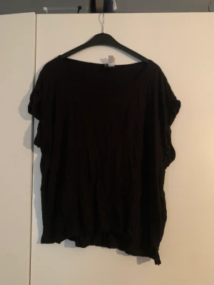 T-shirt - Alla i st M. Mer eller mindre använda. 