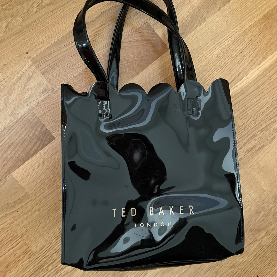TED BAKER designer handväska 🖤 - 90