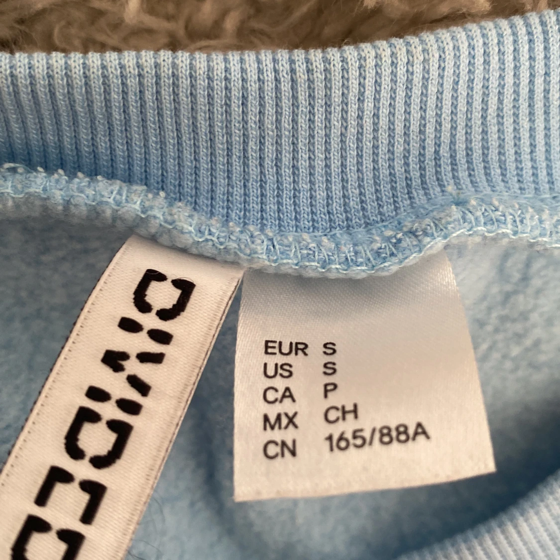 Blå tjocktröjor  - 90
