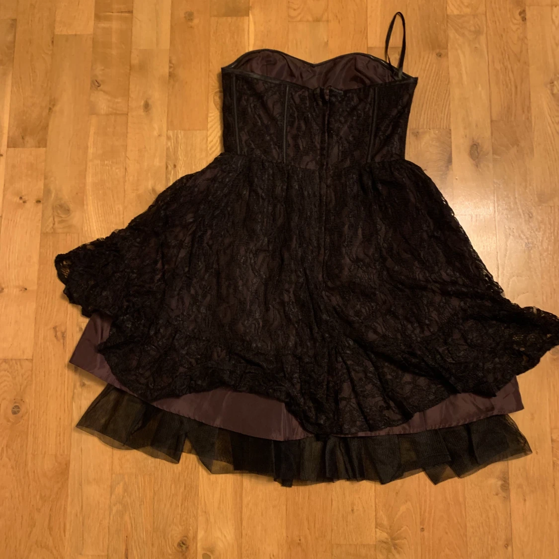 Fin festklänning i spets - 90