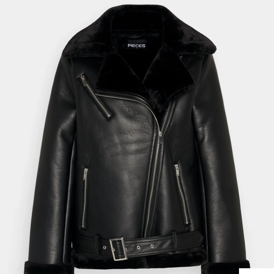 Skinnjacka med päls pieces 