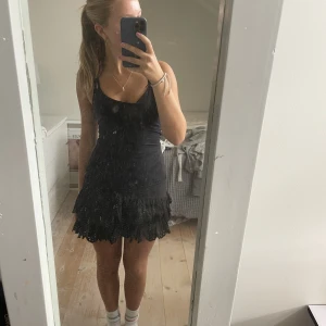 Kjol - En kort svart kjol från zara 🖤 pris kan diskuteras 