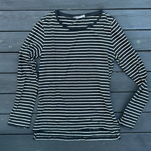 Randig  - Slits t-shirt