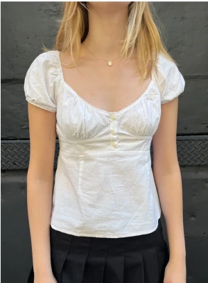 Blair top  - Supersöt topp från Brandy Melville. Använd men i mycket bra skick. 