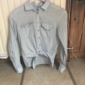 Blus  - Den är inte använt.         Bra sike!