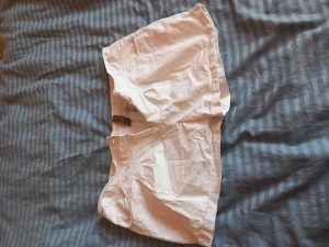 Shorts - Jättefina shorts!! Strl 44 men små i storlek. 