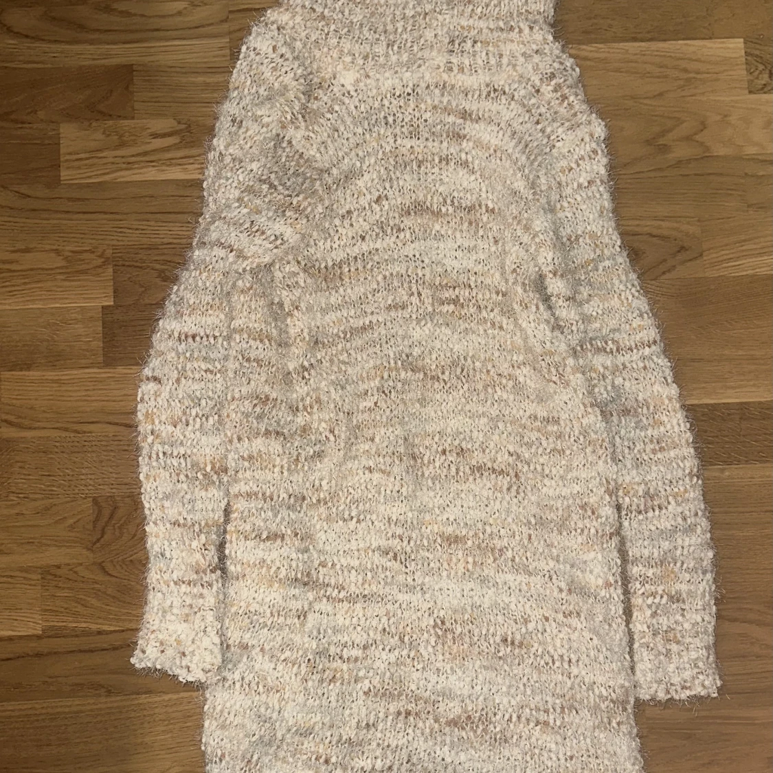 Fluffig lång mysig cardigan med luva stl S - 90