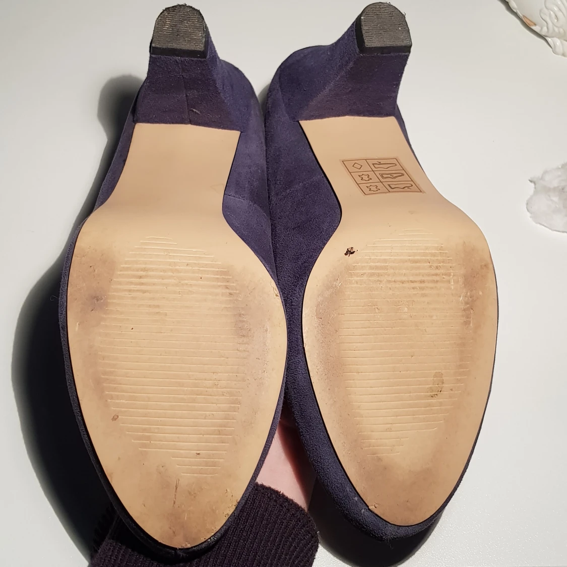 Pumps i blå mockaimitation - 91