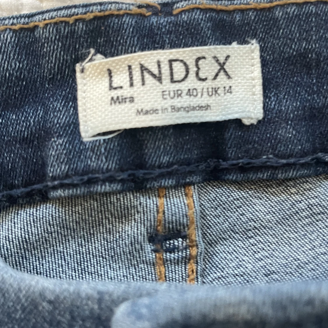 Utsvängda jeans  - 90