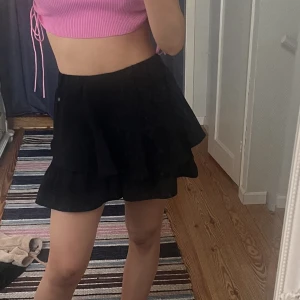 Volang kjol - Shorts/kjol. Ser ut som en kjol men är shorts inuti❤️