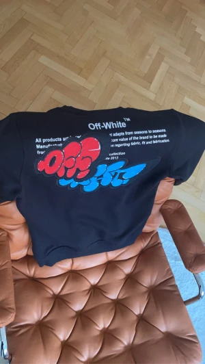 Offwhite  - Säljer 