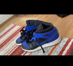 100kr nu  - Passar alla storlek 