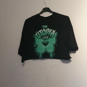 Baggy croptop - En snugg slö tshirt/croptop