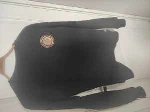 Sqrtn tröja, hjortron (Norrland) - En sweathshirt som alla riktiga norrlänningar måste äga. Nyskick bara provad 1 gång 🙂