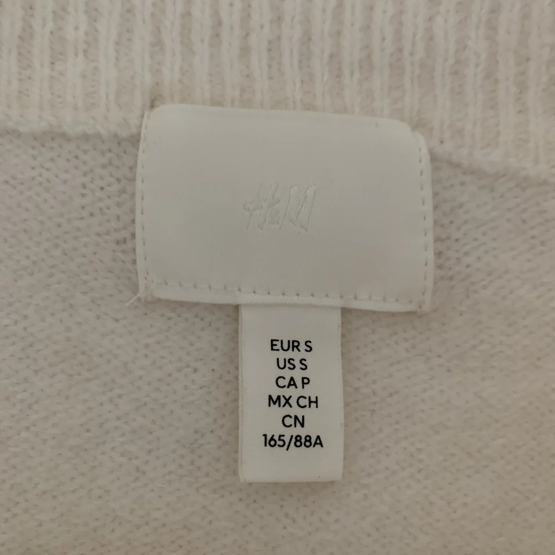 Offshoulder stickad tröja - 90