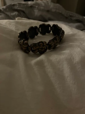 Armband  - Jätte fint armband!💗