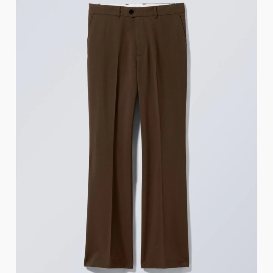 Weekday Franklin Flared Trousers (NYSKICK)