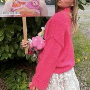 Rosa tjocktröja  - En oversized jättefin tjocktröja