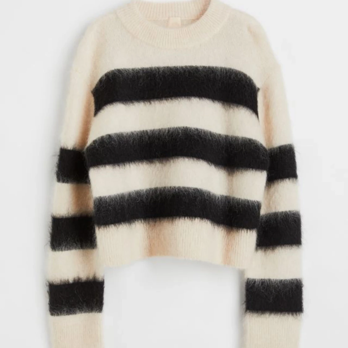 Randig mohair tröja