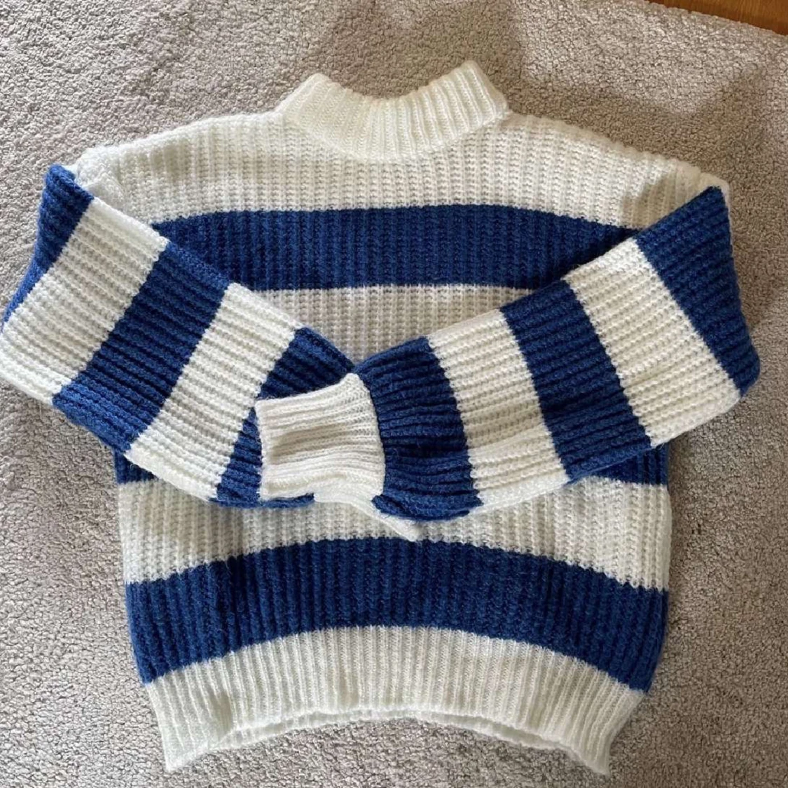 Stickad tröja - 90
