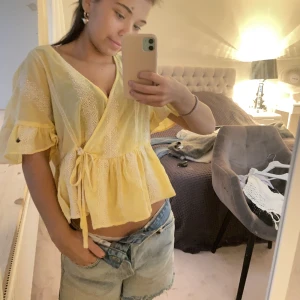 Zara topp - Topp från zara aldrig använd storlek XS, skruv för mer info