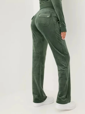 Juicy couture Byxor - Juicy couture byxor i storlek M. Använt några gånger.