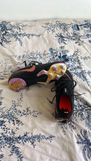 Nike mercurial  - Oanvända helt nya 42,5