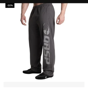 Gasp byxor - Helt nya gasp byxor med prislappen kvar, str M