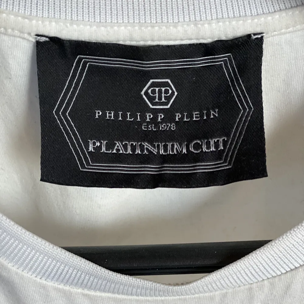 Philipp plain T-shirt 20th anniversary collection  Mycket bra skick. T-shirts.