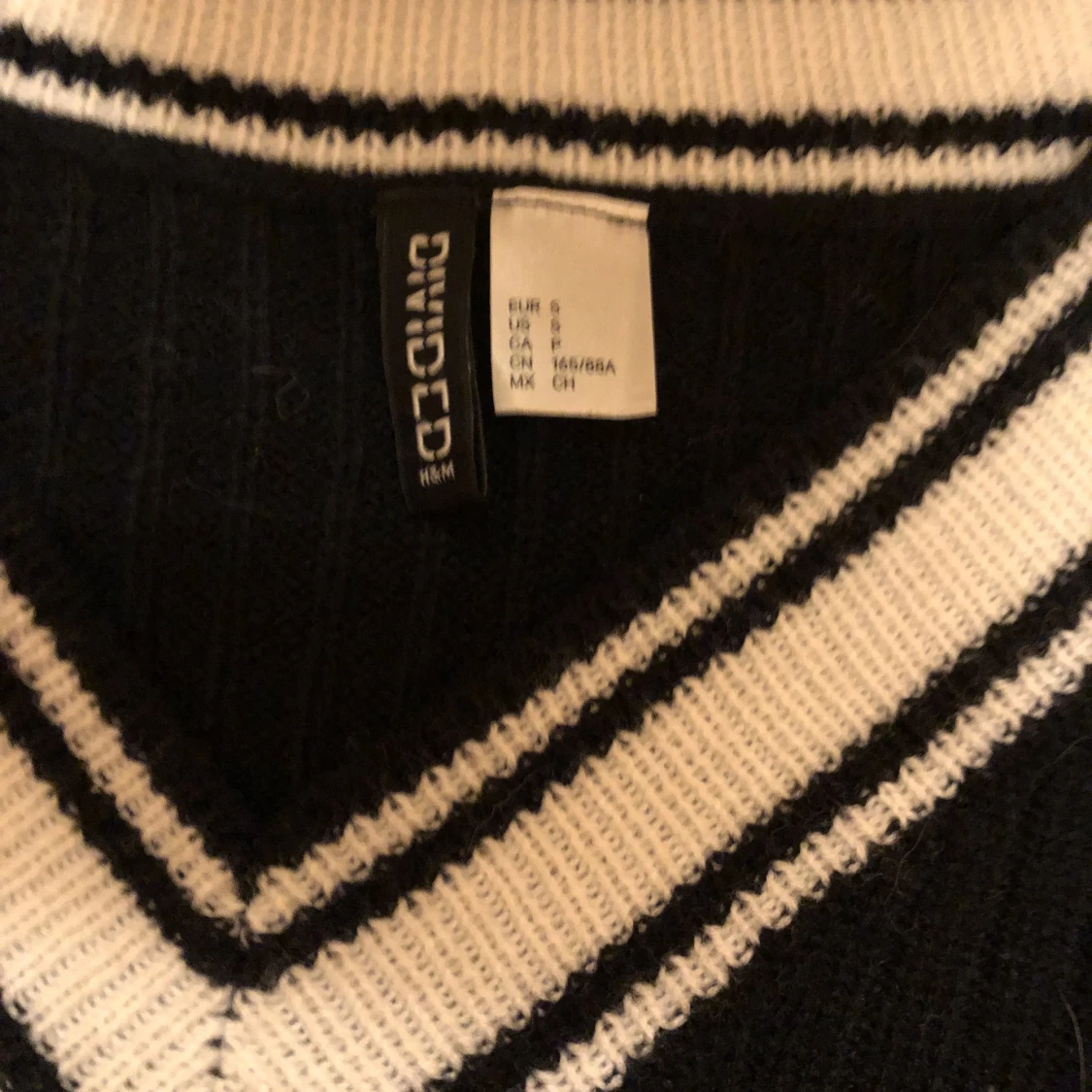 Stickad croppad tröja - 90