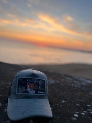 Grå sigma velvet keps  - En grå sigma keps 🧢  Perfekt till sommaren ☀️ O använd keps  Har du frågor ❓skriv till Madrid cartel 💬  Följ oss gärna på TikTok Madrid.cartel och Instagram  Madrid__cartel Kan ändra pris om vi kommer överens men dig (köparen) 